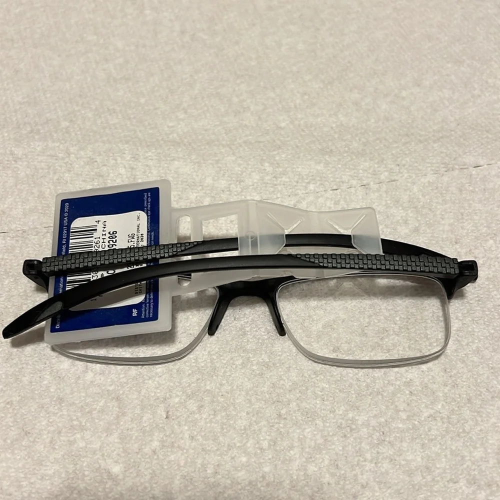 NEW! Reading glasses. Strength +3.25